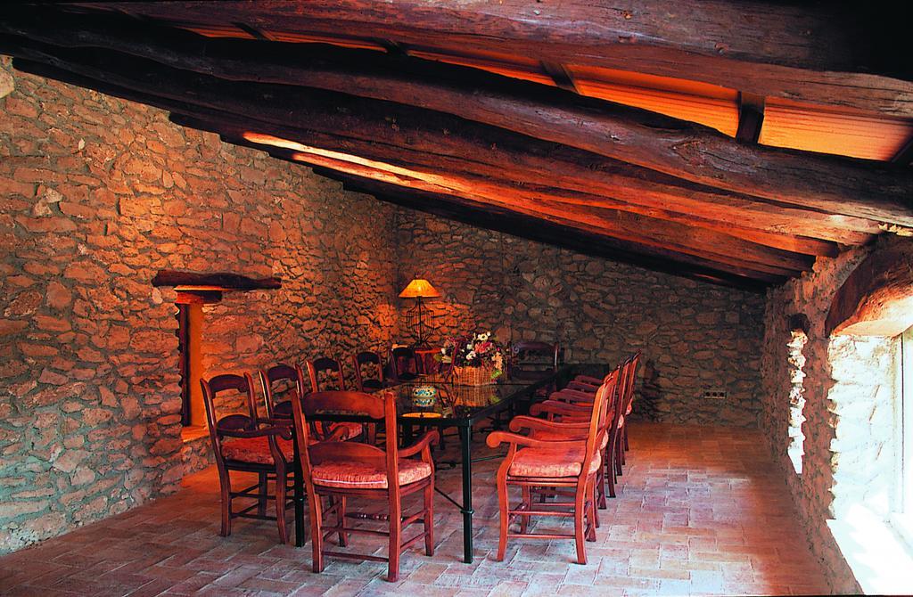 Hotel Restaurante La Masieta Creixell Exterior foto